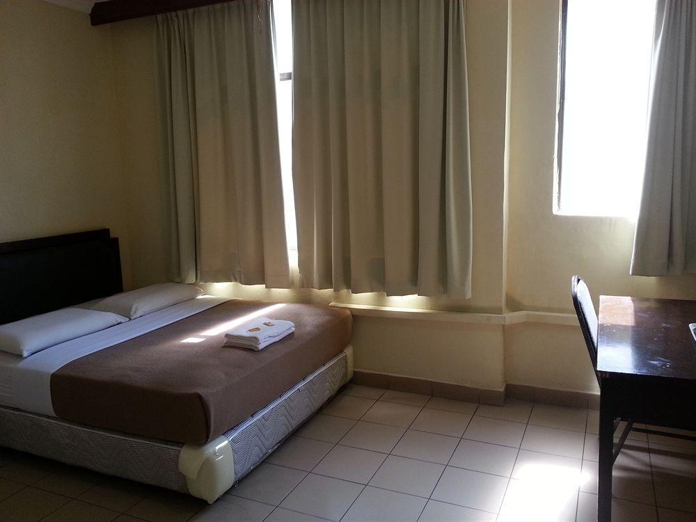 อีสคานดาร์ โฮเต็ล Motel โกตาคินาบาลู ภายนอก รูปภาพ